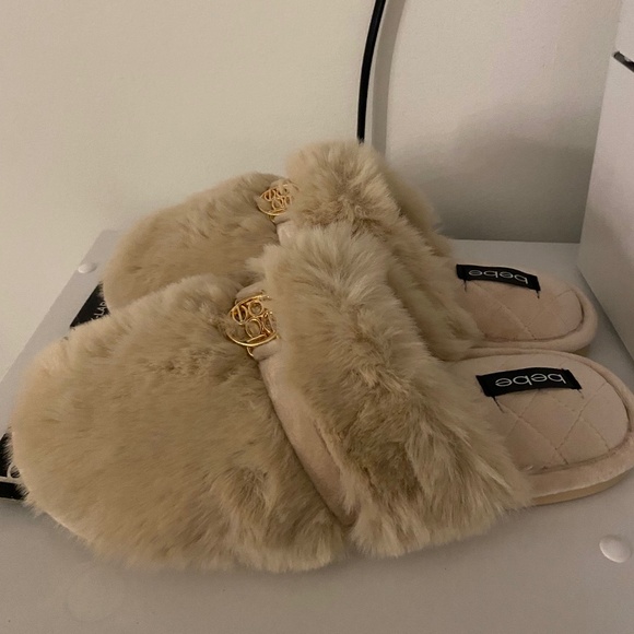 Bebe Slippers - Picture 1 of 3